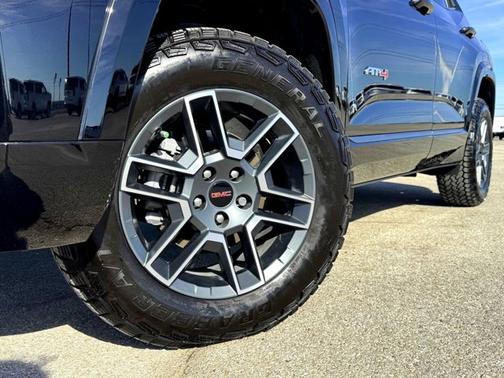 Ebony Twilight Metallic 2026 GMC Terrain AWD AT4