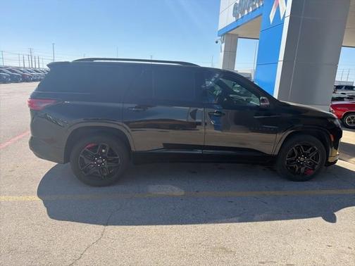 2022 Chevrolet Traverse Premier