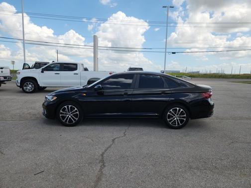 2024 Volkswagen Jetta Sport