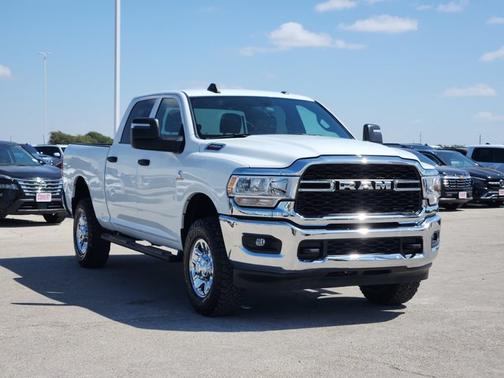 Bright White Clearcoat 2024 RAM 2500 Tradesman