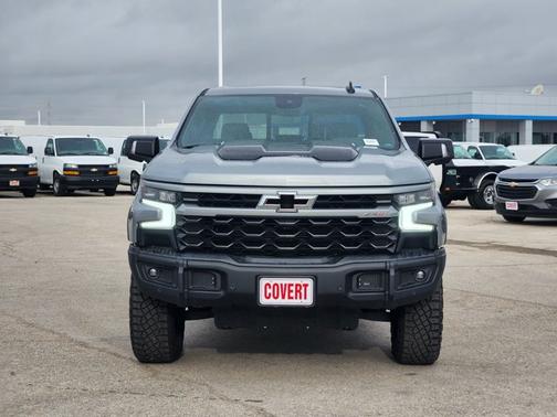 Sterling Gray Metallic 2024 Chevrolet Silverado 1500 ZR2