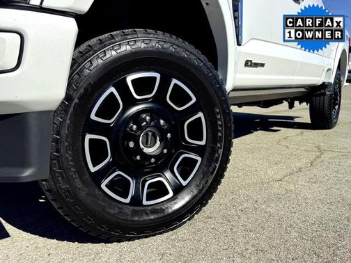 2023 Ford F-250 Platinum