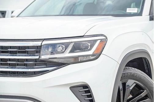 2022 Volkswagen Atlas 3.6L V6 SE w/Technology