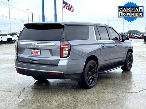 Satin Steel Metallic 2022 Chevrolet Suburban LT