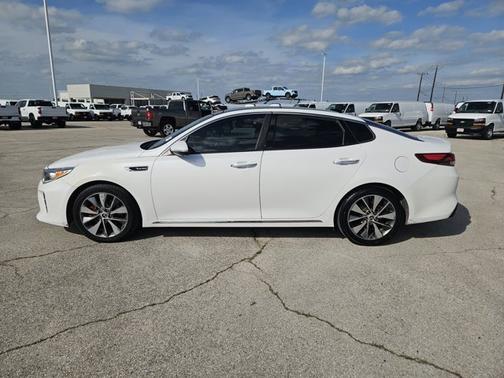 Snow White Pearl 2016 Kia Optima SXL Turbo