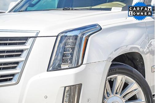2018 Cadillac Escalade Platinum