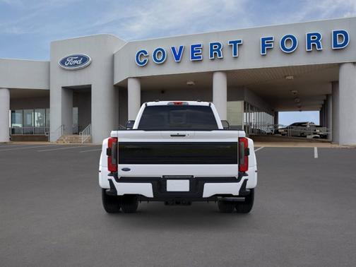 Star White Metallic Tri-Coat 2026 Ford F-350 Platinum