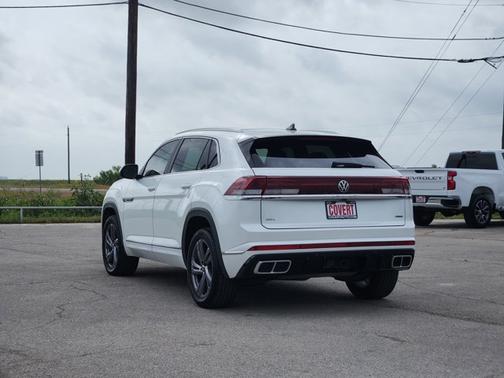 2024 Volkswagen Atlas Cross Sport 2.0T SEL R-Line