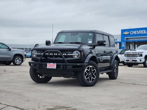 Black 2023 Ford Bronco Outer Banks