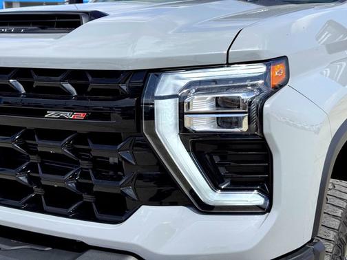 Slate Gray Metallic 2025 Chevrolet Silverado 2500 ZR2