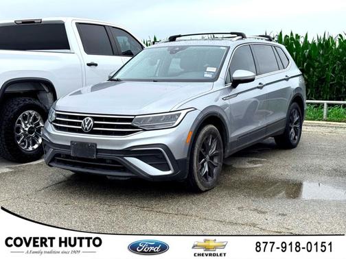 Silver 2023 Volkswagen Tiguan SE