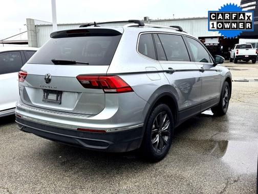 Silver 2023 Volkswagen Tiguan SE