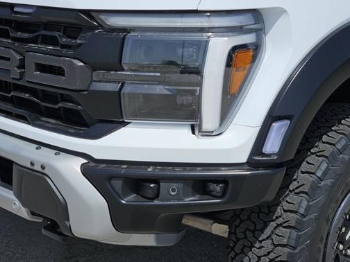 Oxford White 2026 Ford F-150 Raptor