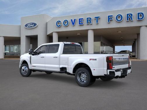 Star White Metallic Tri-Coat 2026 Ford F-450 Platinum