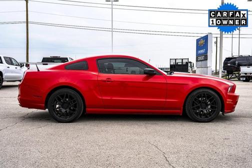 2014 Ford Mustang V6