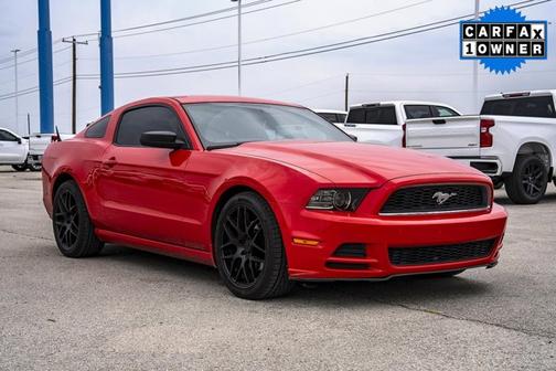 2014 Ford Mustang V6