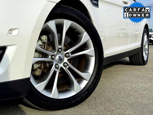 2014 Ford Taurus SHO