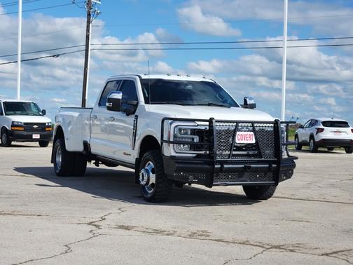 Star White 2024 Ford F-350 LARIAT