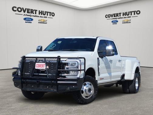 Star White 2024 Ford F-350 LARIAT