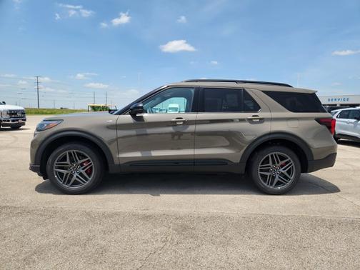 Marsh Gray 2026 Ford Explorer ST-Line