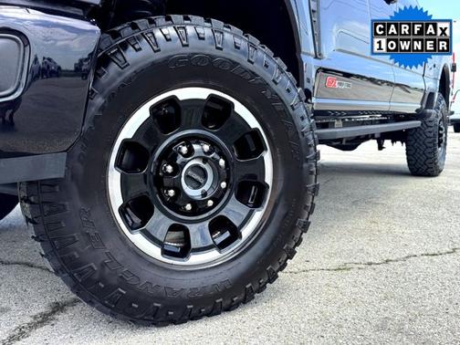 Black 2026 Ford F-350 Platinum