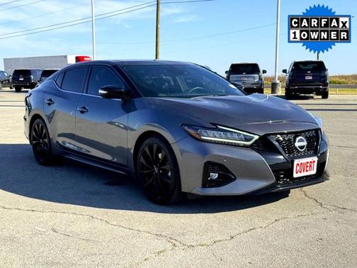 2023 Nissan Maxima SR