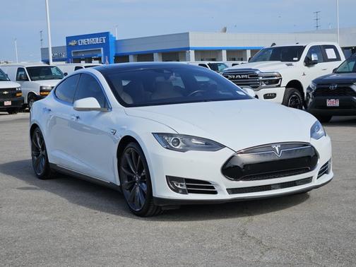 White 2015 Tesla Model S 85D
