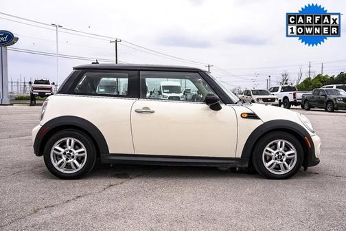2013 MINI Hardtop Cooper