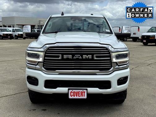 Bright White Clearcoat 2024 RAM 2500 Laramie