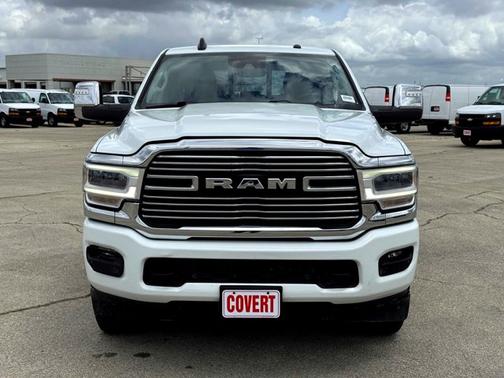 Bright White Clearcoat 2024 RAM 2500 Laramie