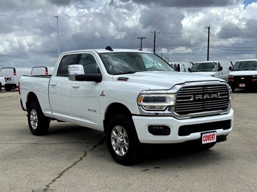 Bright White Clearcoat 2024 RAM 2500 Laramie
