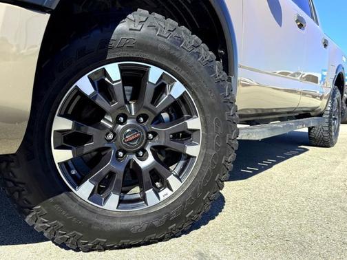 2020 Nissan Titan PRO-4X