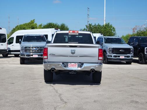 Billet Silver Metallic Clearcoat 2019 RAM 1500 Classic Big Horn