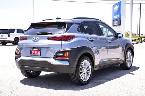 2021 Hyundai KONA SEL