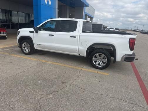 2024 GMC Sierra 1500 Pro