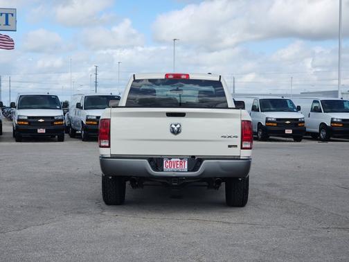 Stone White 2009 Dodge Ram 1500 ST