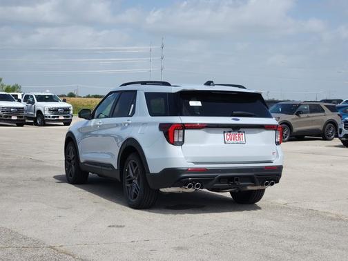 Space White Metallic 2026 Ford Explorer ST