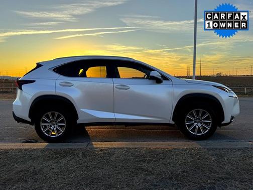 2015 Lexus NX 200t 200t