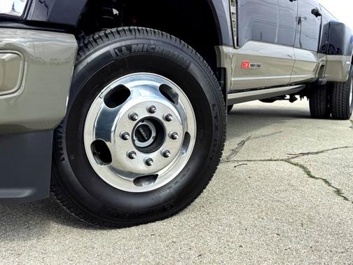 2026 Ford F-350 King Ranch