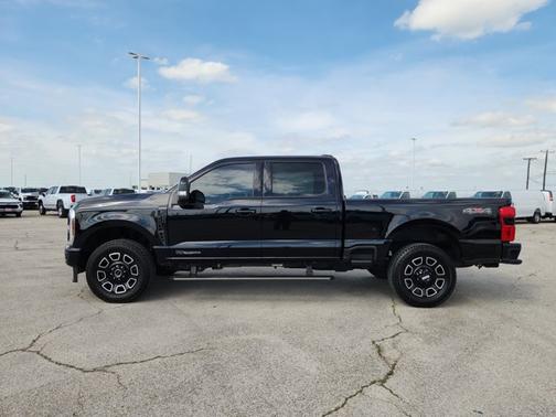 2025 Ford F-250 Platinum