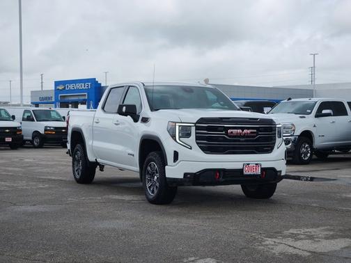 Summit White 2025 GMC Sierra 1500 AT4