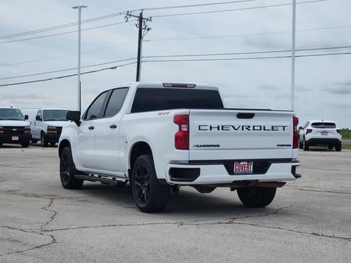 Summit White 2023 Chevrolet Silverado 1500 Custom