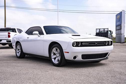 2023 Dodge Challenger SXT