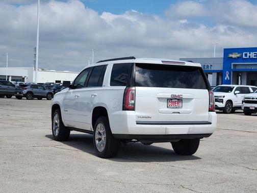White Frost Tricoat 2018 GMC Yukon SLT