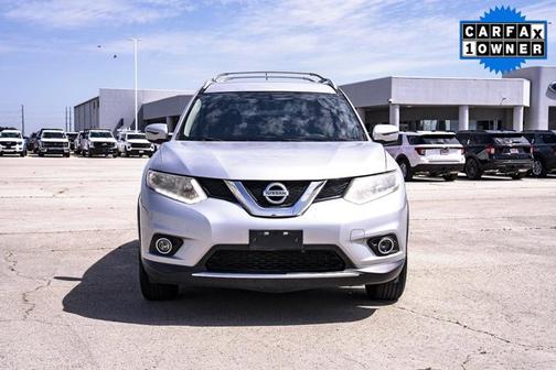2016 Nissan Rogue SV