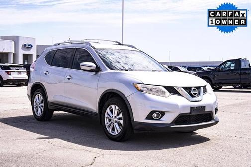 2016 Nissan Rogue SV