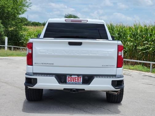 Summit White 2020 Chevrolet Silverado 1500 Custom