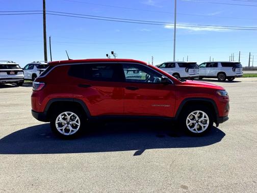 Red Hot Pearlcoat 2025 Jeep Compass Sport