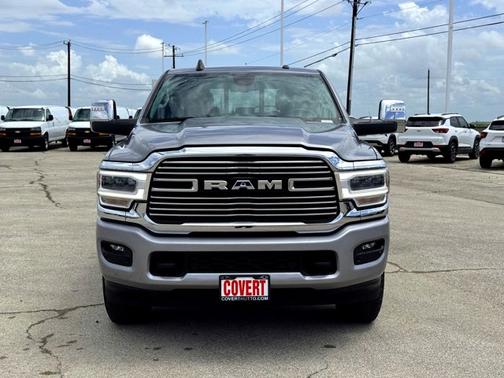 Billet Silver Metallic Clearcoat 2024 RAM 2500 Laramie