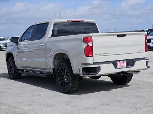White Sands 2026 Chevrolet Silverado 1500 RST